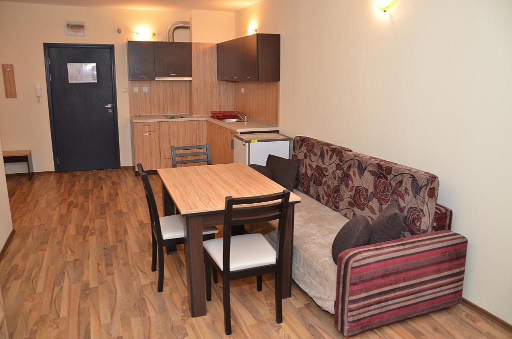 Ivtour Apartments In Yalta Complex Aranyhomok Szoba fotó